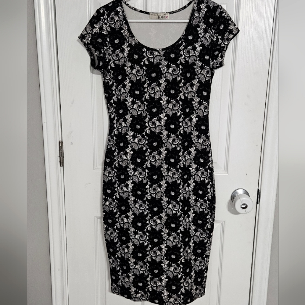 Derek Heart Bodycon Midi Dress Scoopneck Gothic Antique Flower Black White M